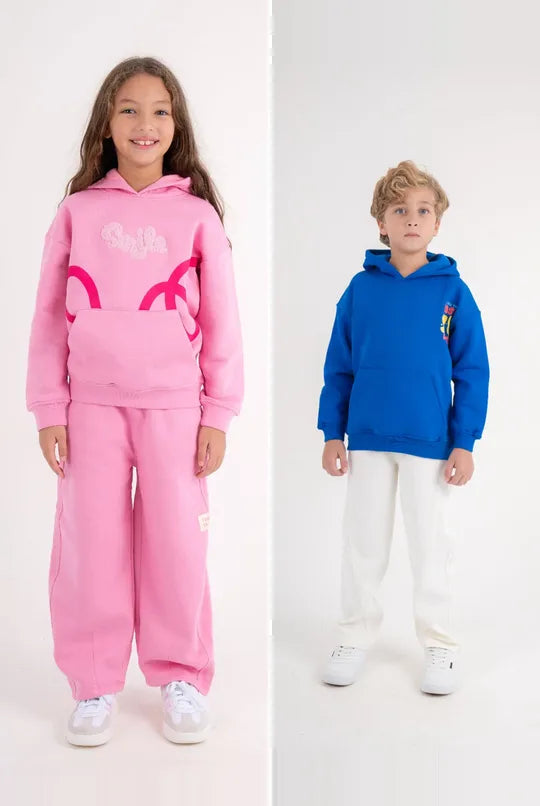 hoodies & sweats