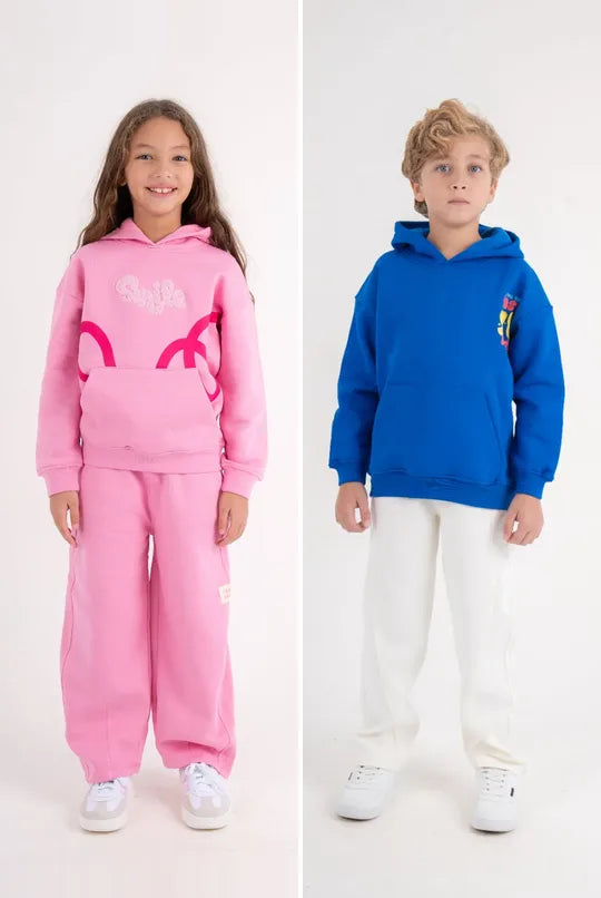hoodies & sweats