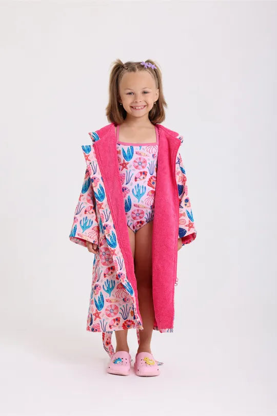 girls waterproof swim robe – pink with sea creatures print