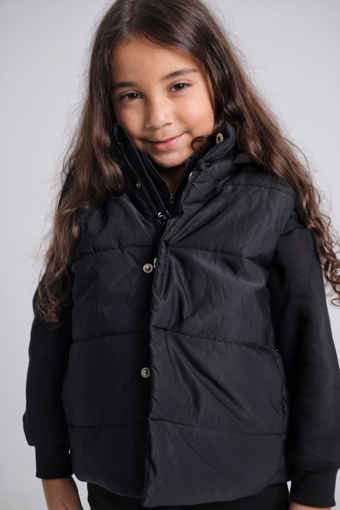 unisex black puffer vest