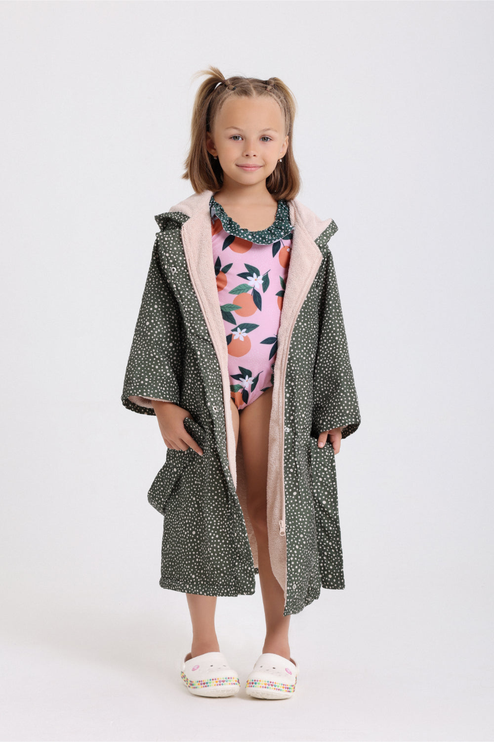 girls waterproof swim robe – olive with polka pattern