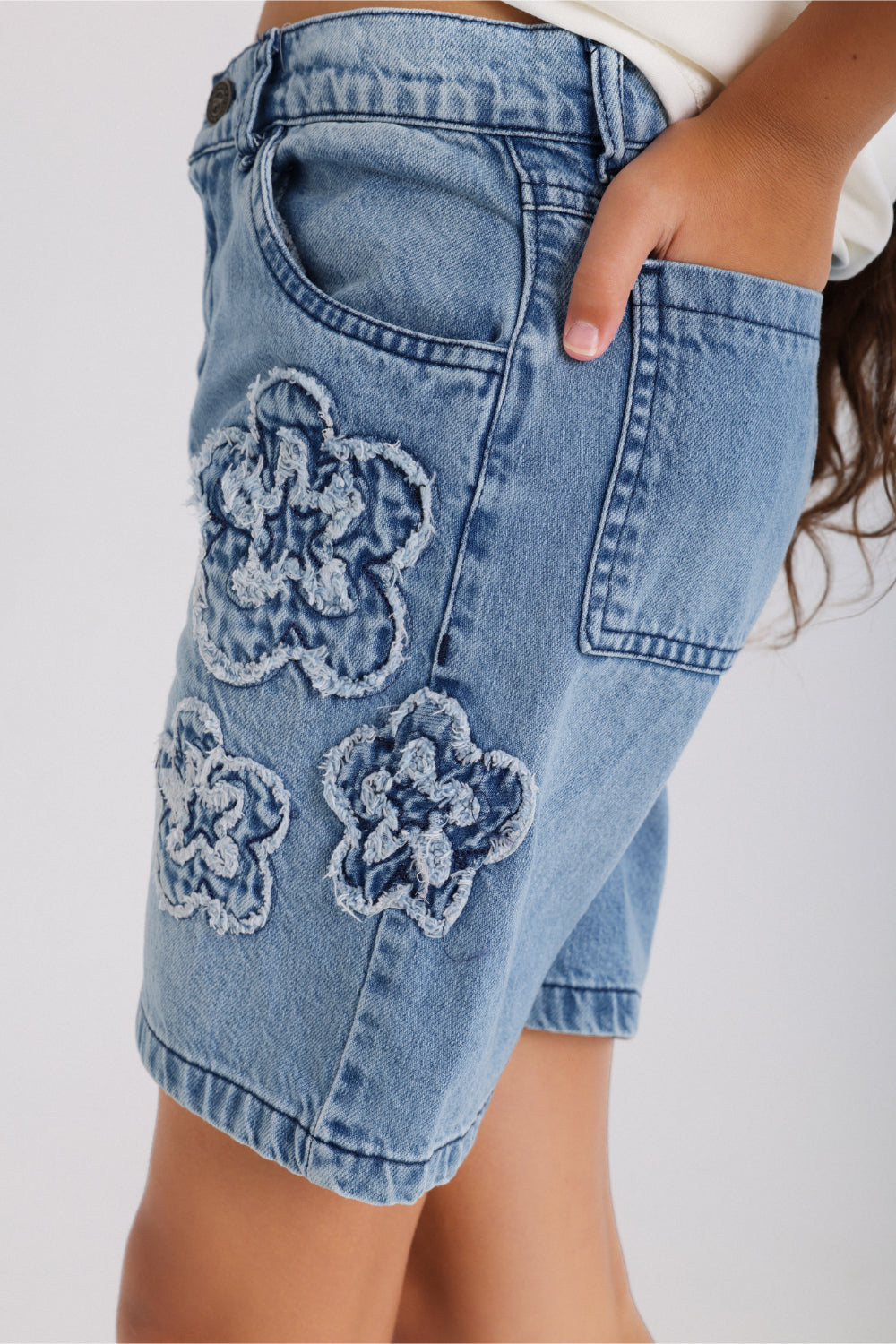 girls denim shorts – flowers embroidery