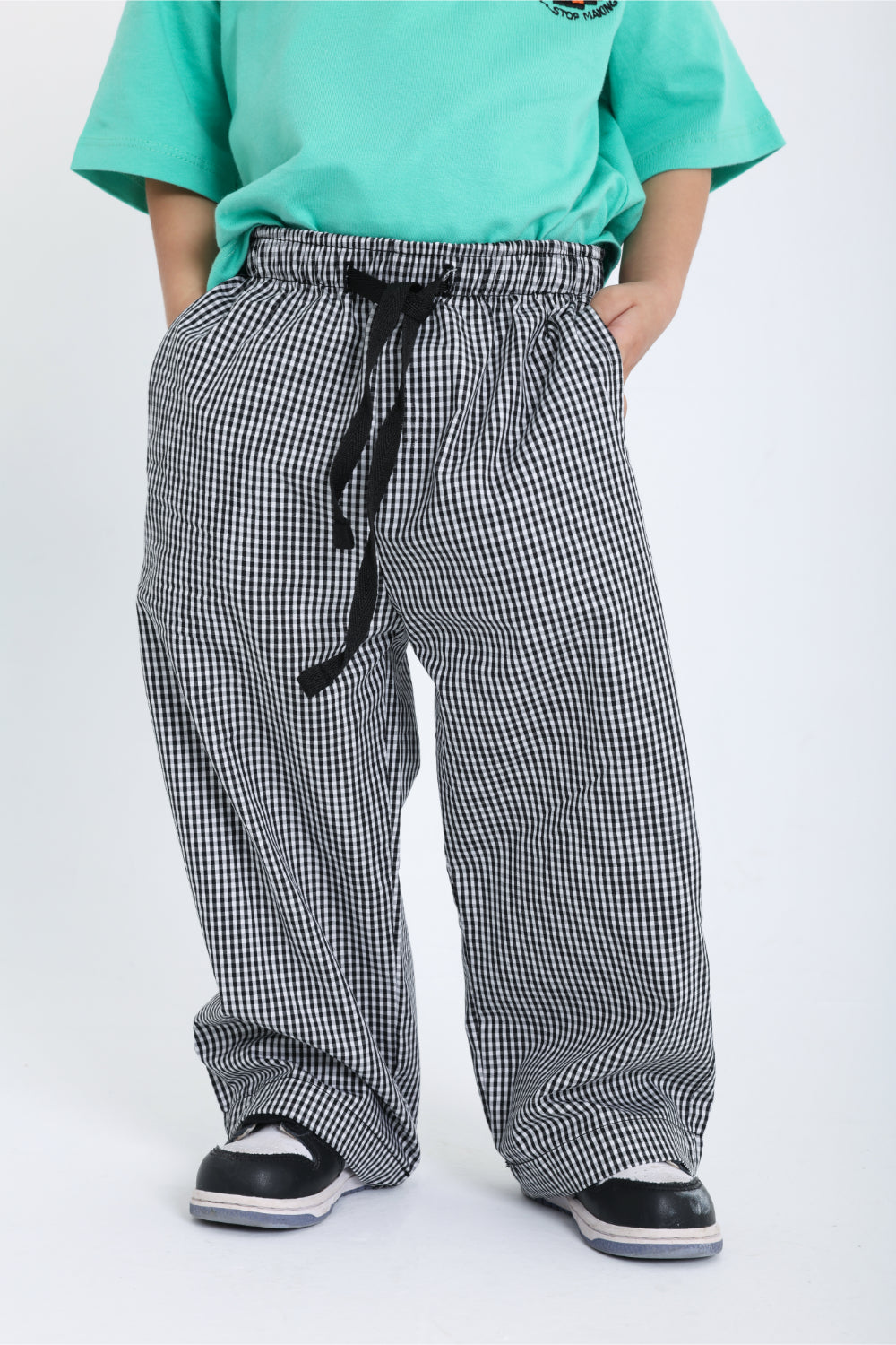 baby boys cotton pants – black & white