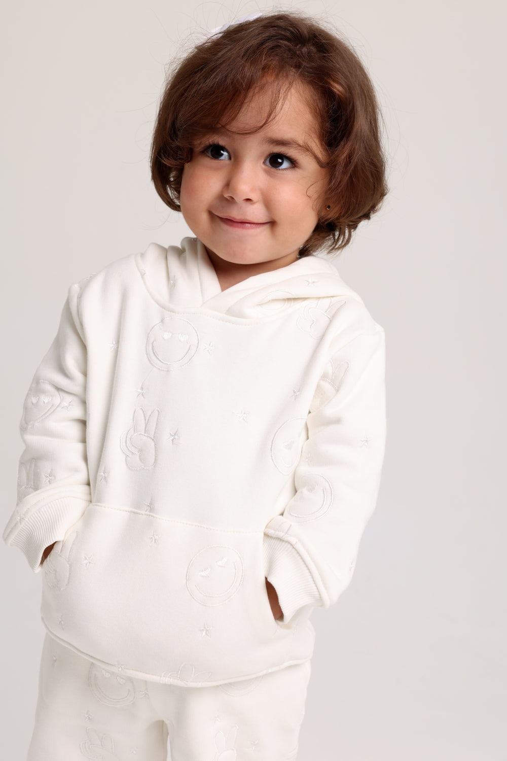 unisex cotton 2-piece outfit set – off-white with smiley faces