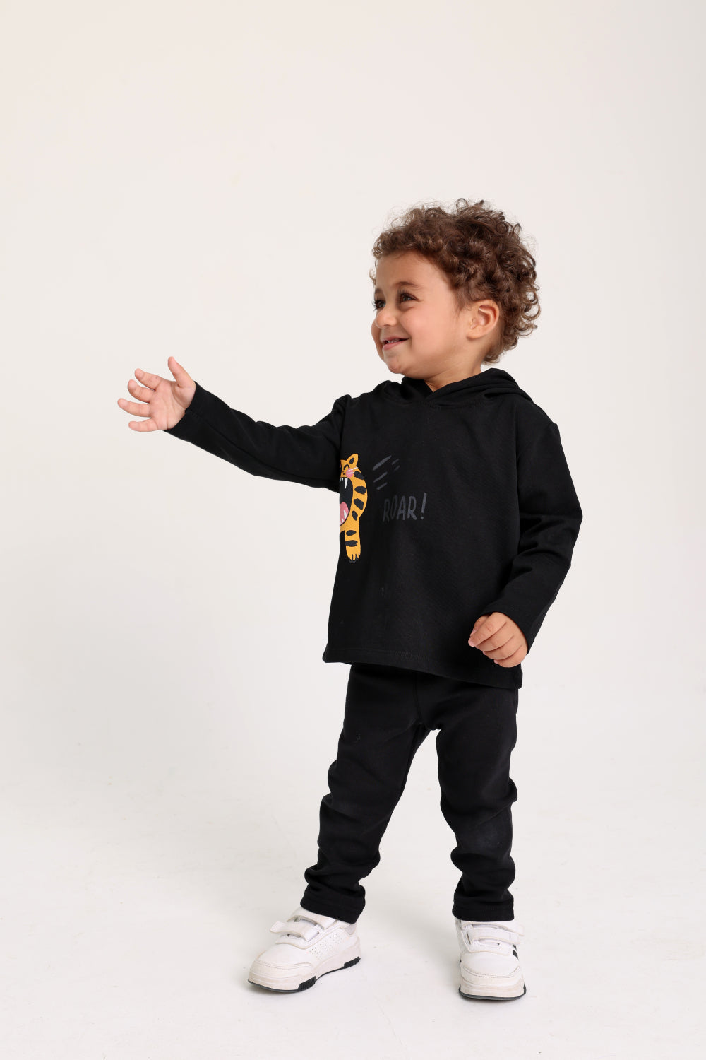 unisex cotton hooded t-shirt black with little tiger print