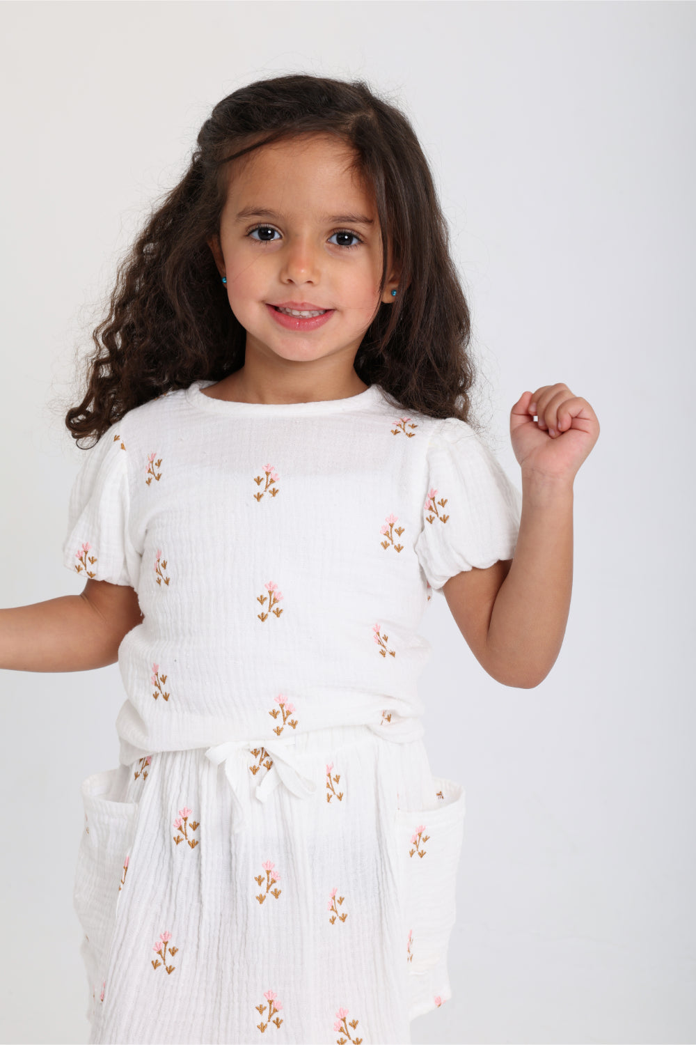 baby girls cotton outfit set – offwhite embroidery flowers short sleeves