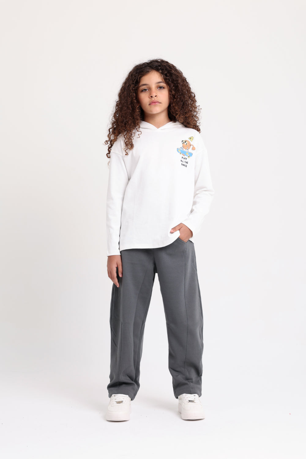unisex cotton hoodie – offwhite with "play all the games" print