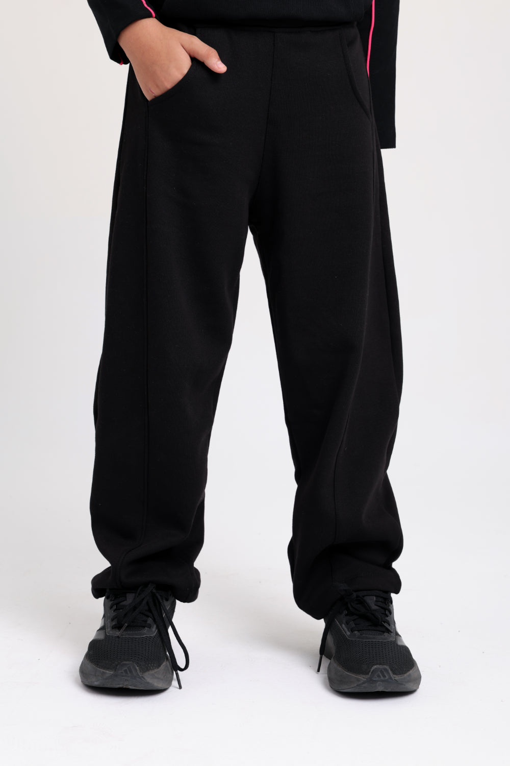 girls barrel fit pants – black