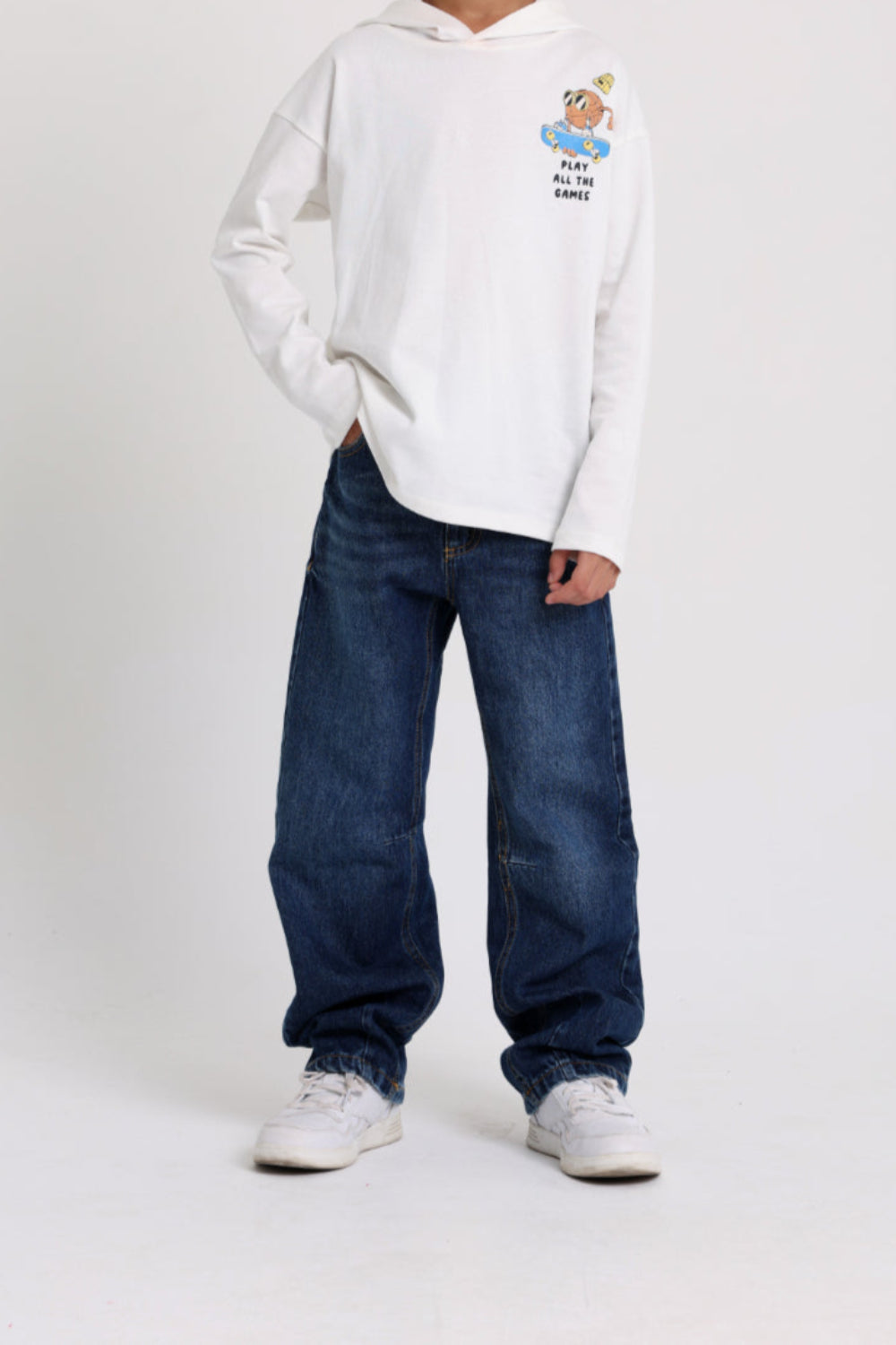 unisex cotton hoodie – offwhite with "play all the games" print
