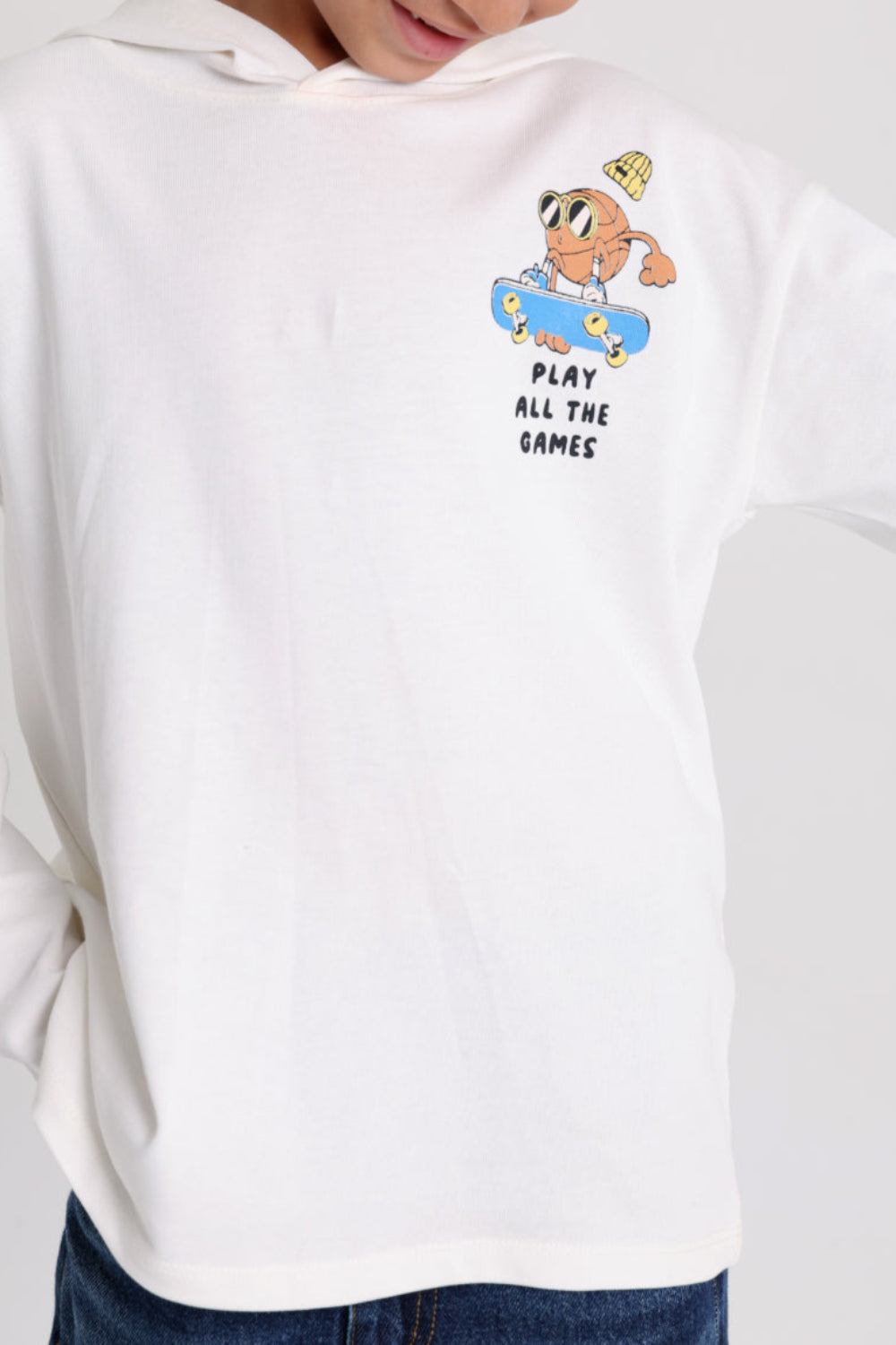 unisex cotton hoodie – offwhite with "play all the games" print
