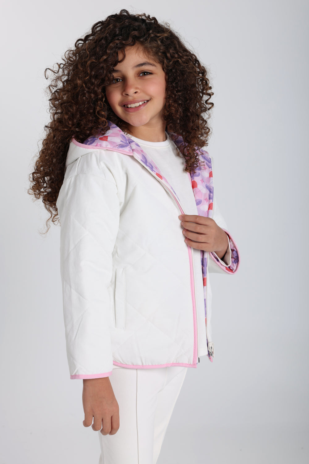 girls waterproof reversible quilted jacket –off white & pink floral