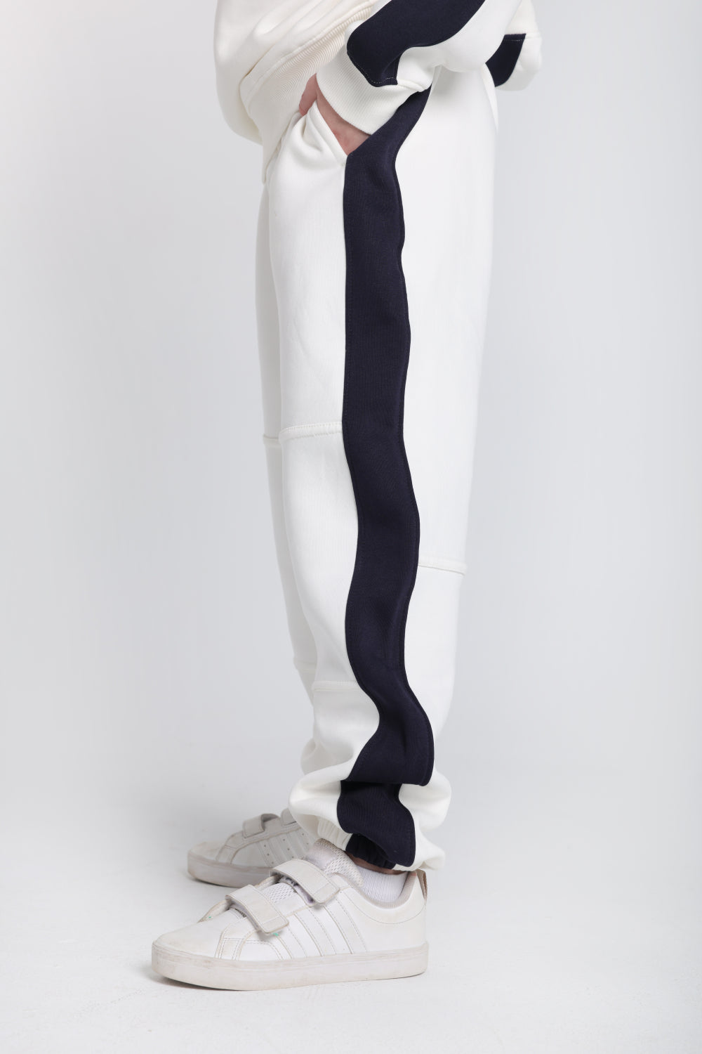 teens cotton sweatpants - offwhite & navy