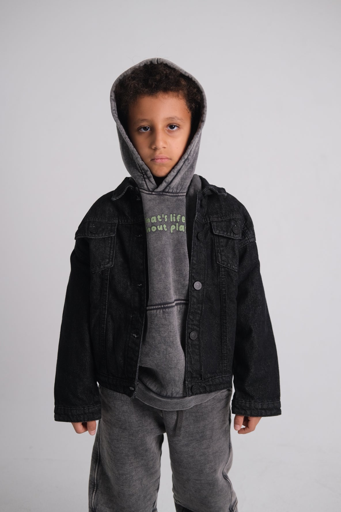 unisex black long-sleeved jean jacket