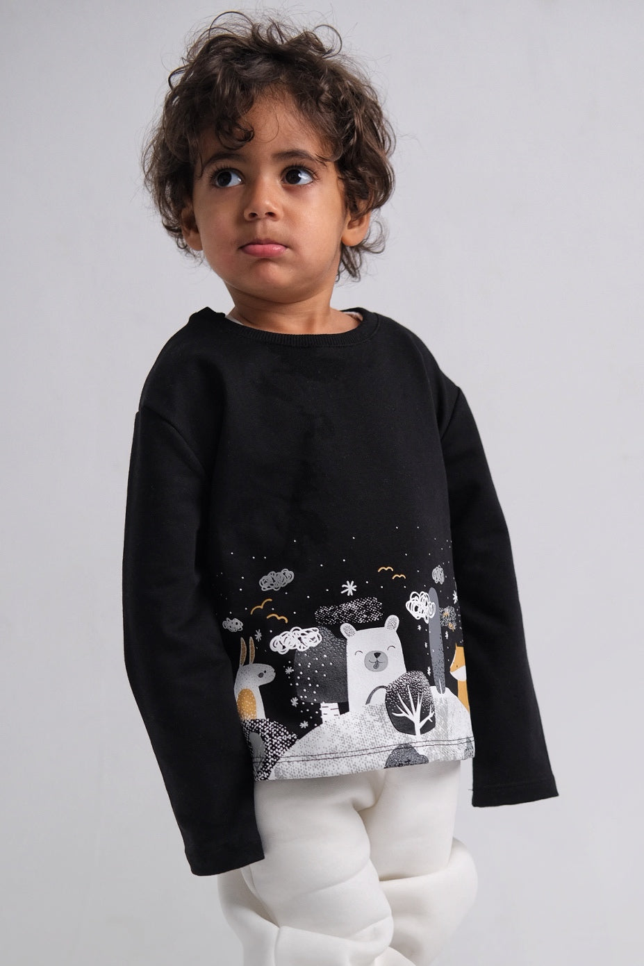 unisex black printed long-sleeved t-shirt