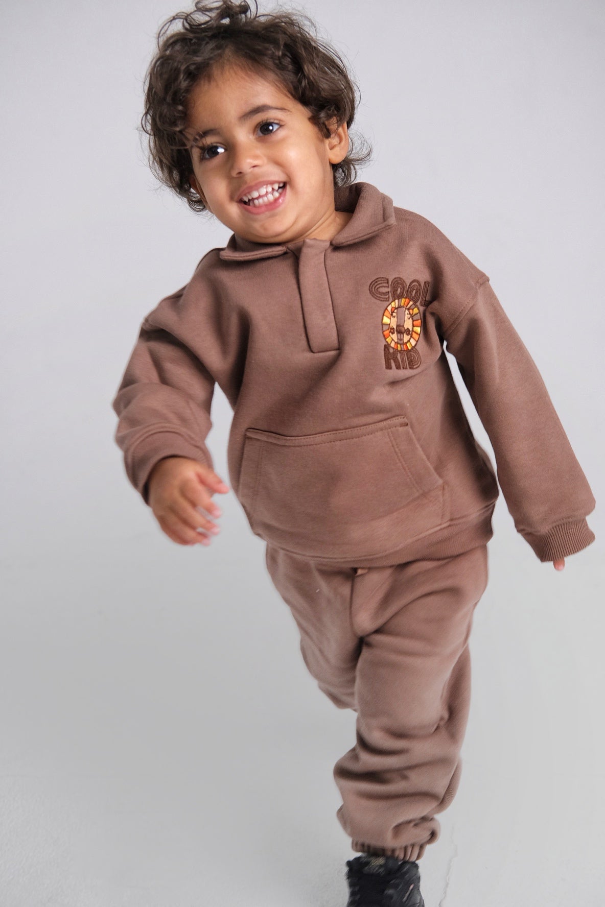 unisex "cool kid" brown 2-piece outfit set
