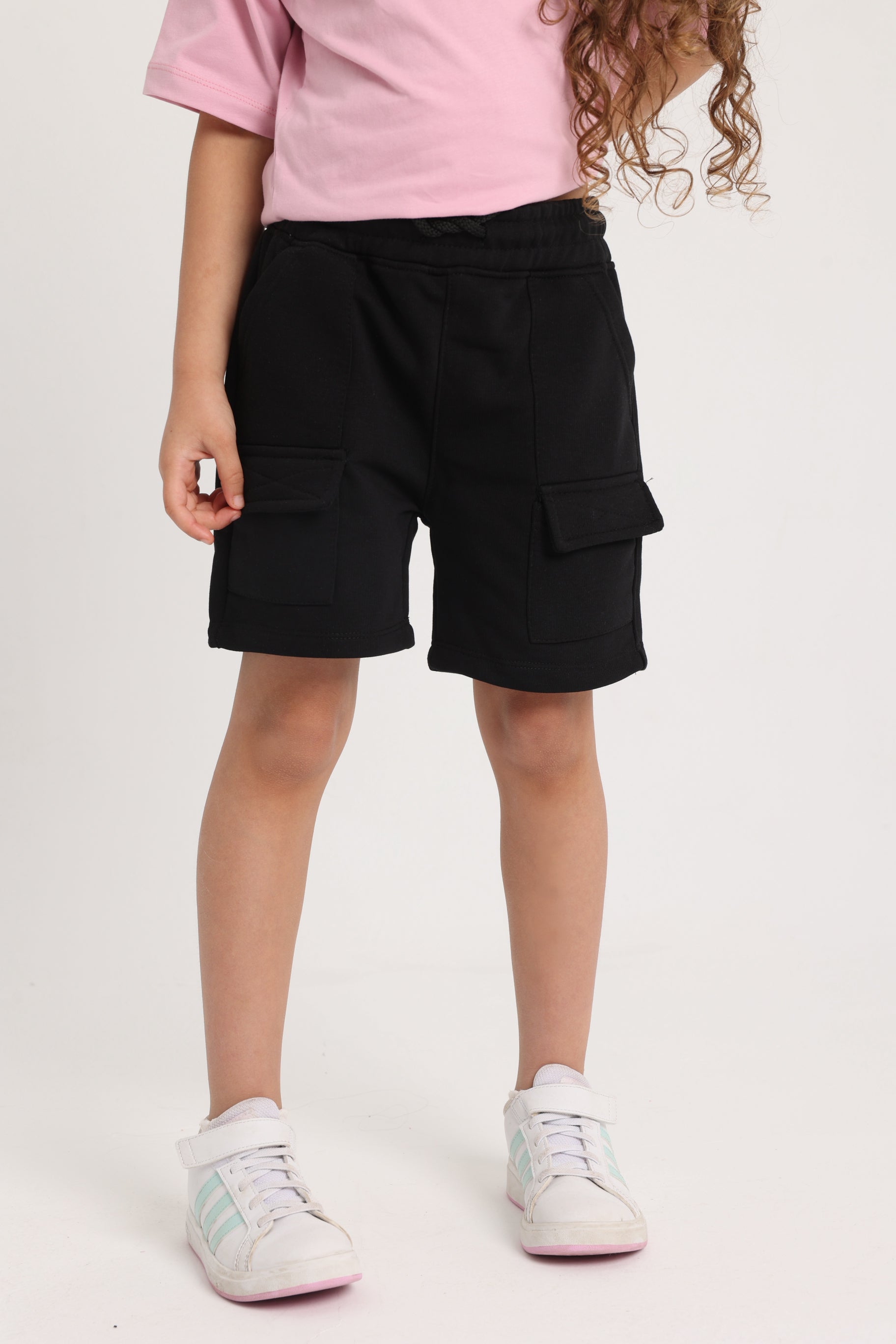black cotton cargo shorts