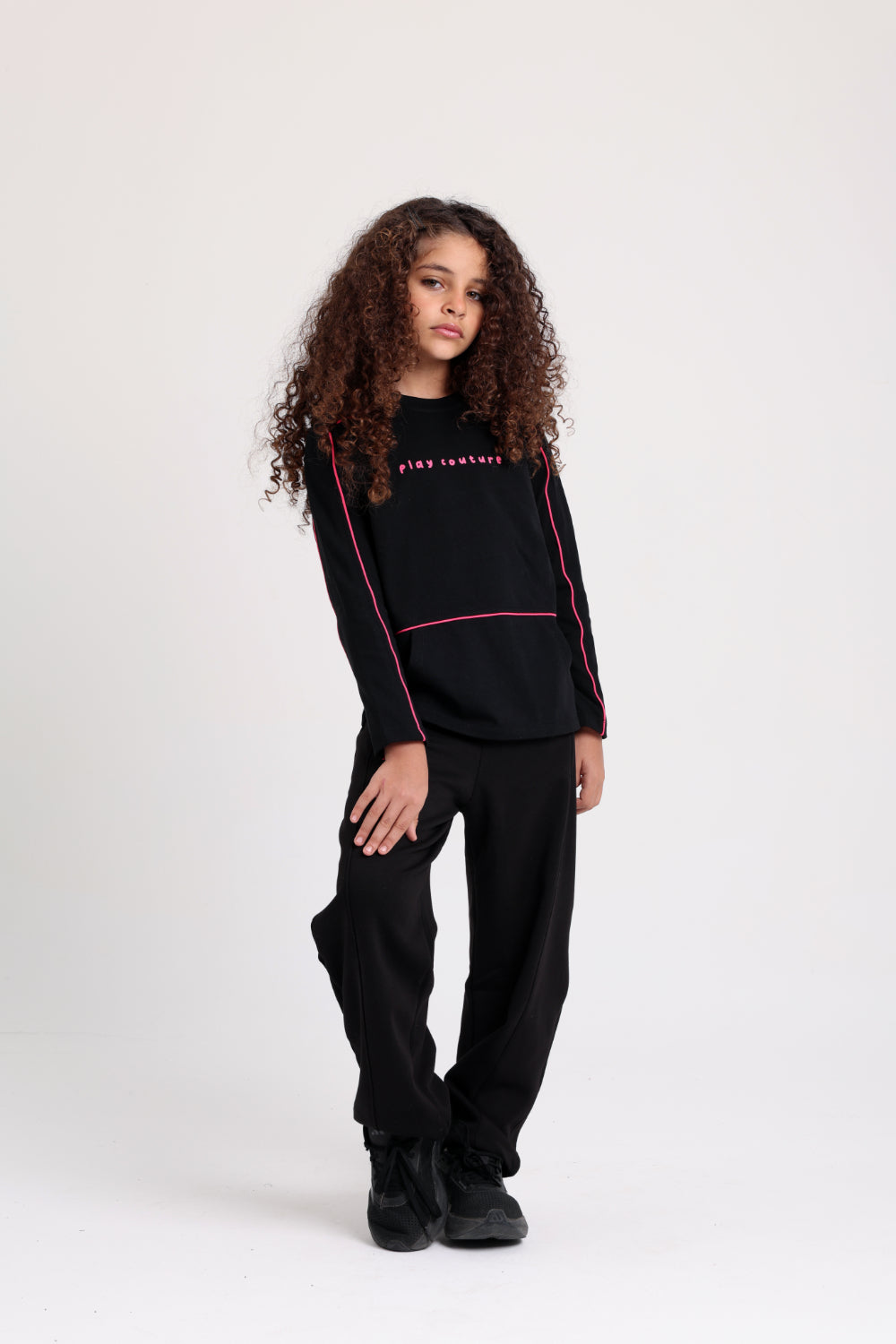 girls cotton t-shirt black with "play couture" print