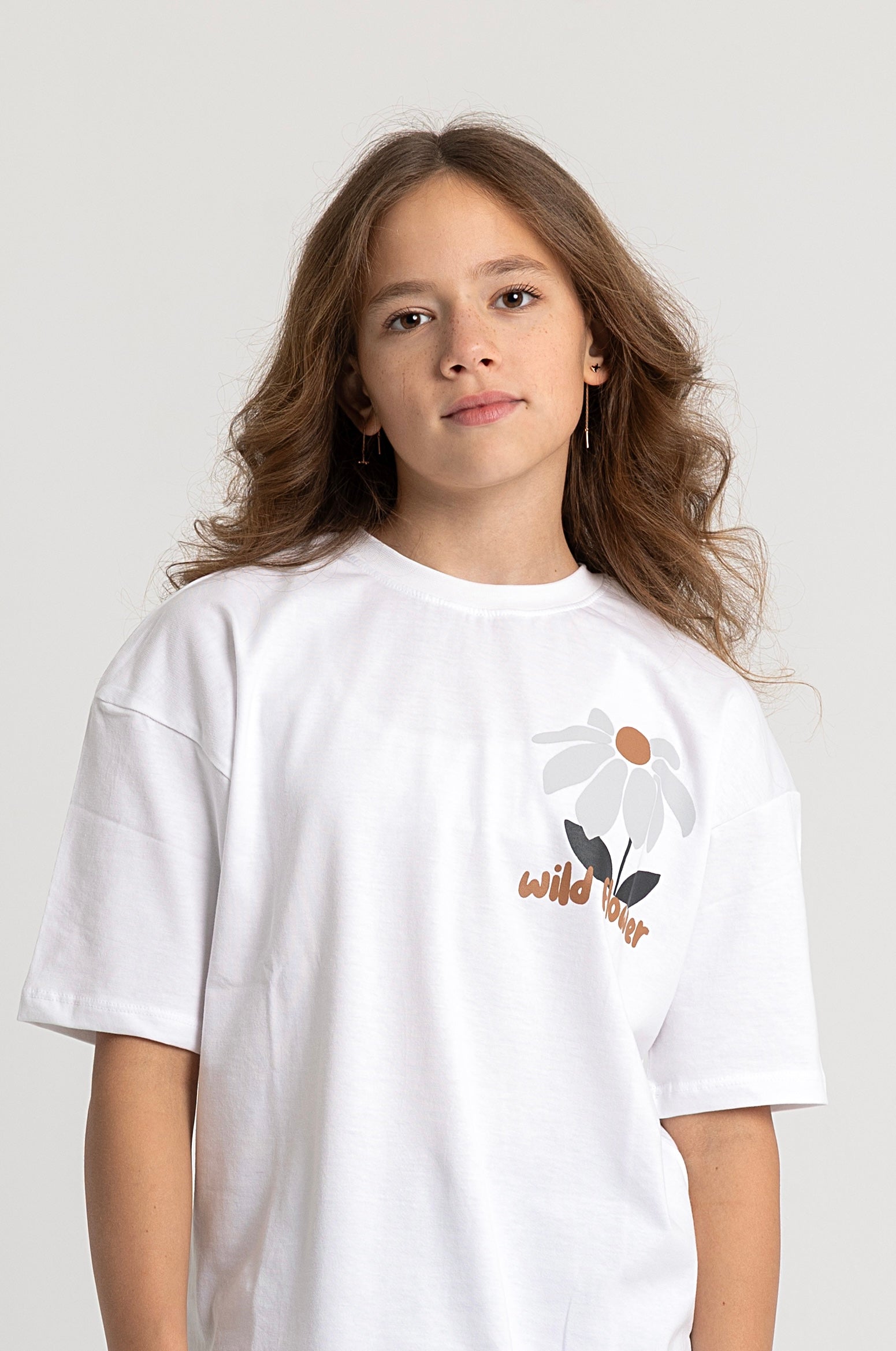 "wild flower" short-sleeved t-shirt – white