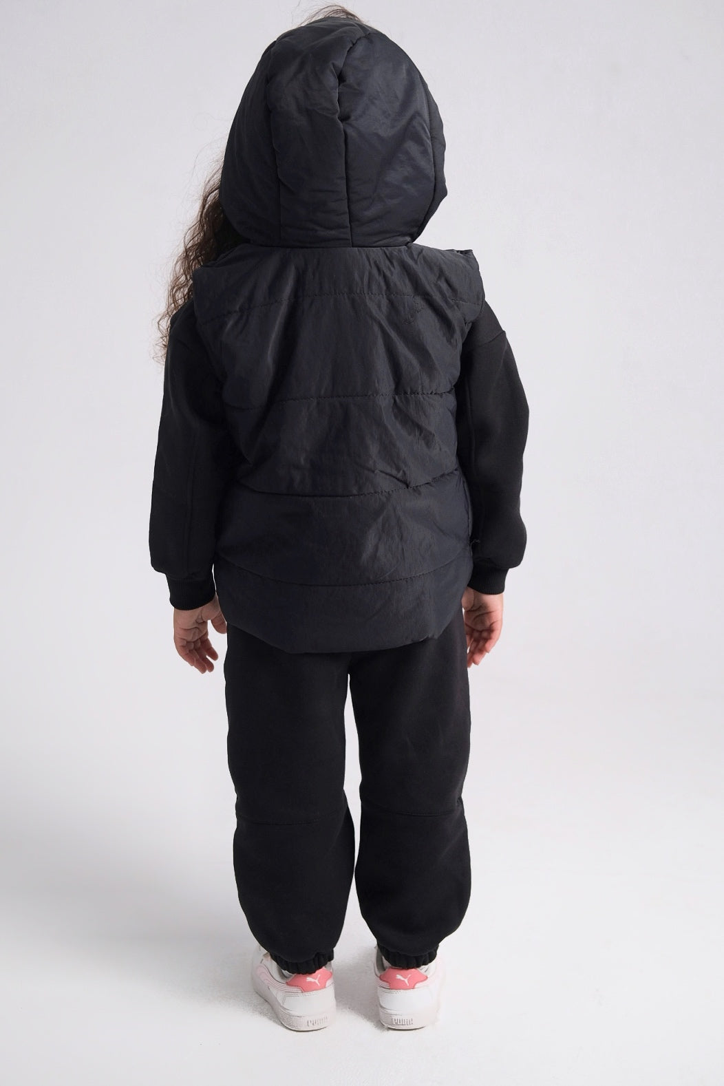 unisex black puffer vest