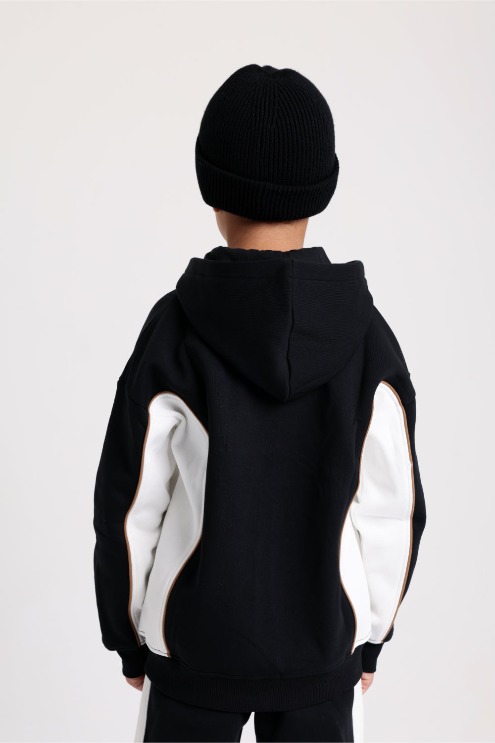 teens cotton hoodie – black with “play more” print