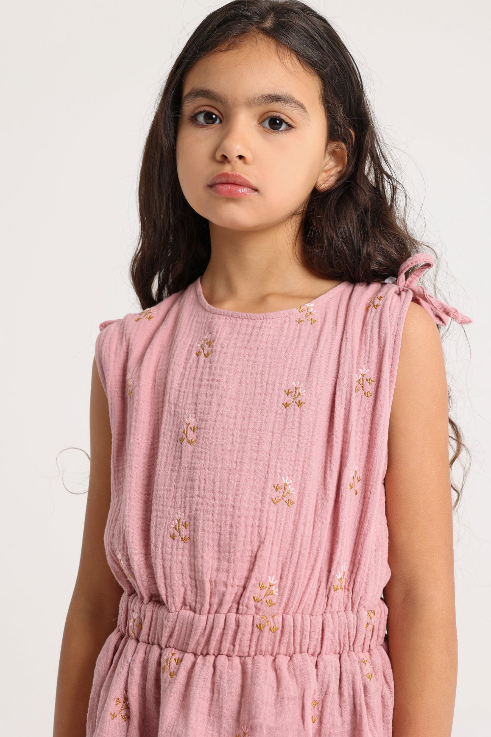 girls cotton dress – dusty pink with flowers embroidery