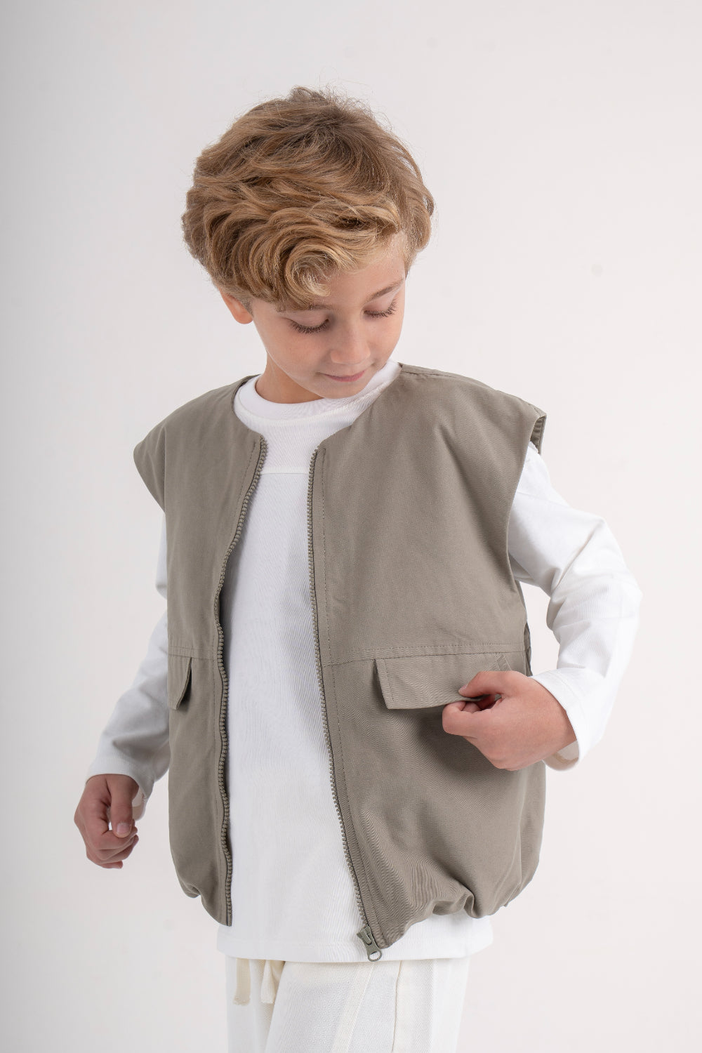 boys gabardine sleeveless vest – olive
