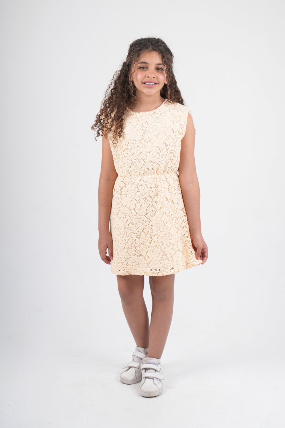 girls lace sleeveless dress – beige