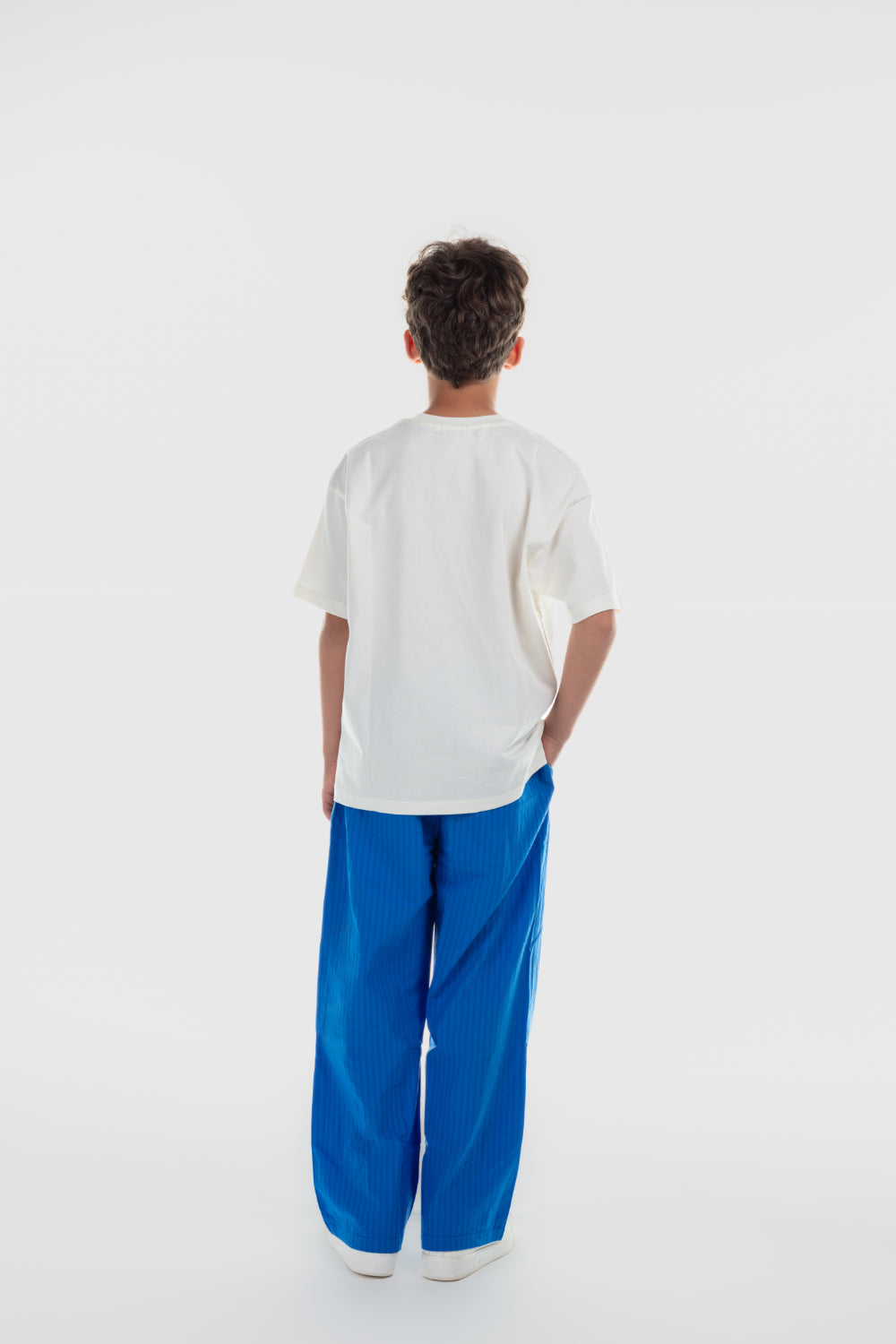 unisex cotton t-shirt – offwhite with "summer crew" print