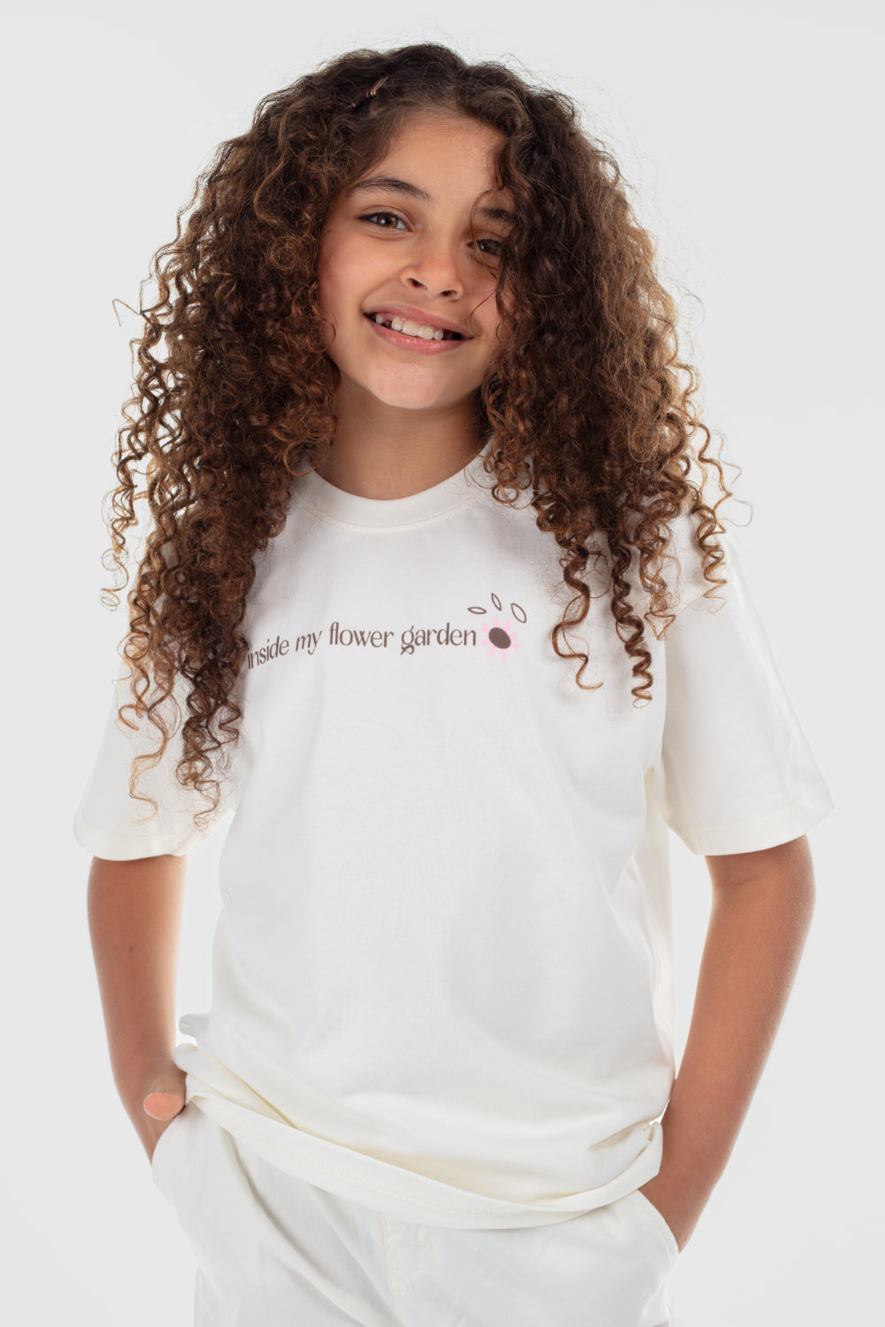 girls cotton t-shirt – offwhite "inside my flower garden" print