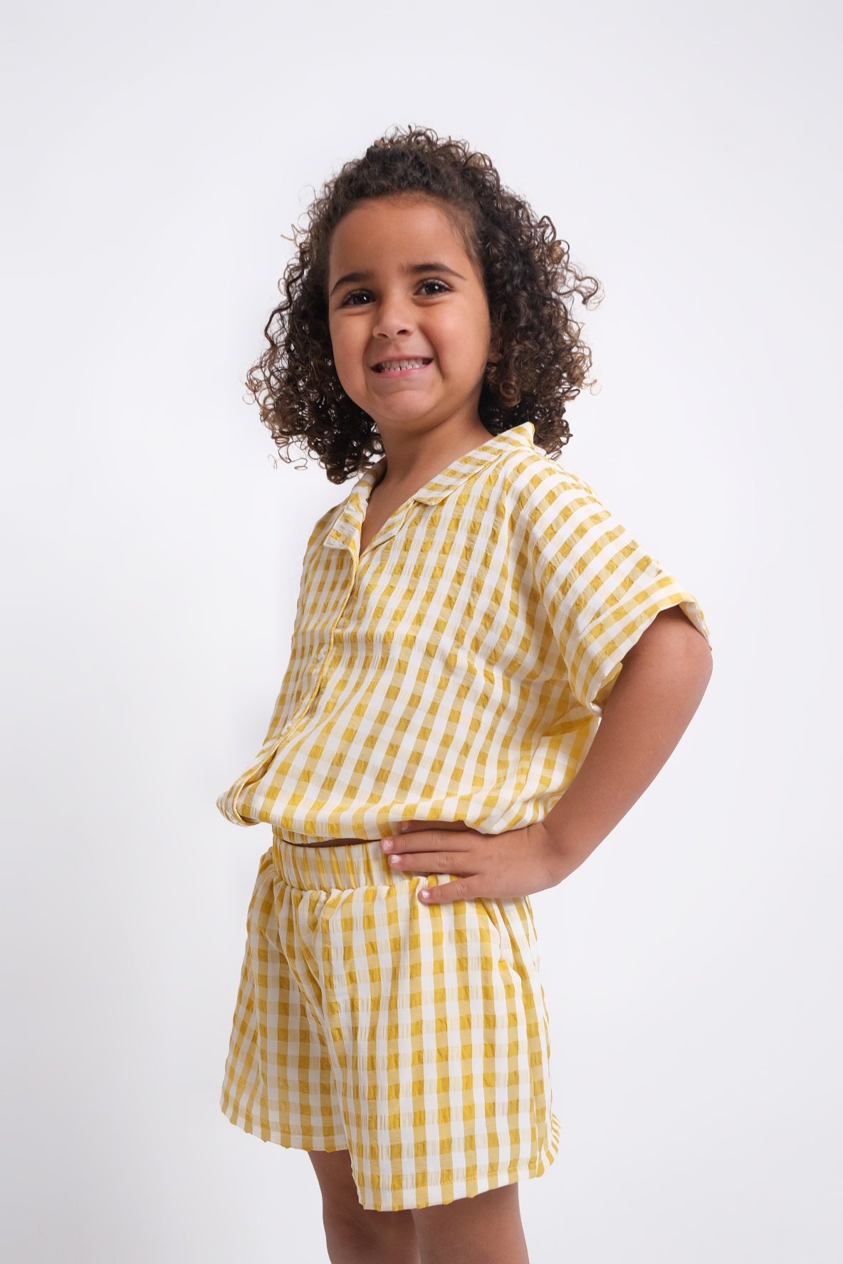 yellow checkered short-sleeved shirt