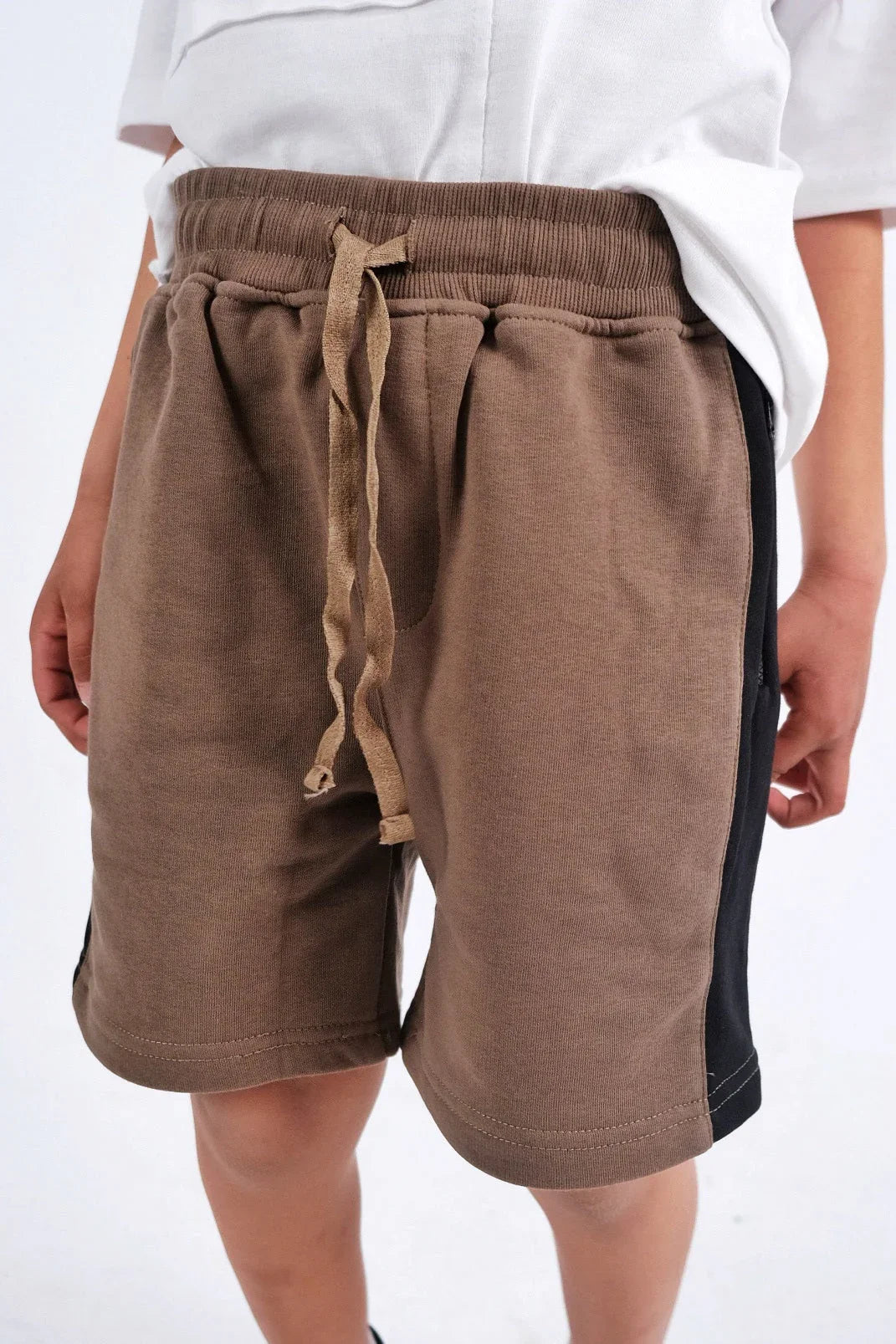 coffee side zipper shorts - playmore