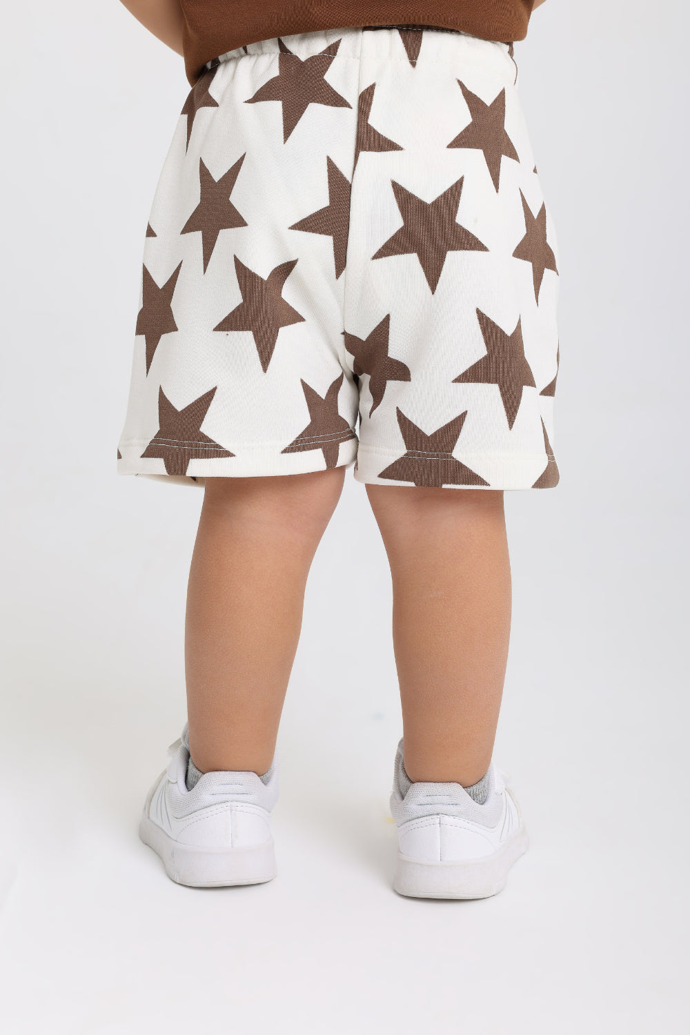 baby boys cotton shorts – off-white with stars print
