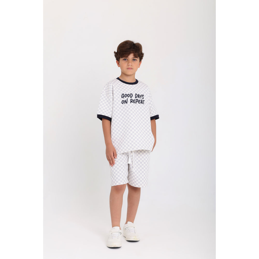 boys cotton outfit set – off-white & grey with "good days no repeat" print